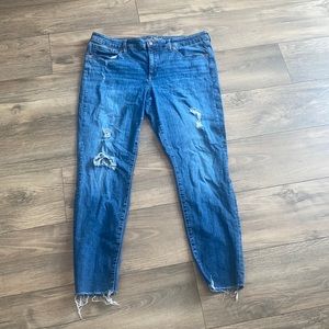 Universal Thread size 16 mid ride skinny jeans